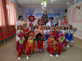 Зимние святки Зимние святки.